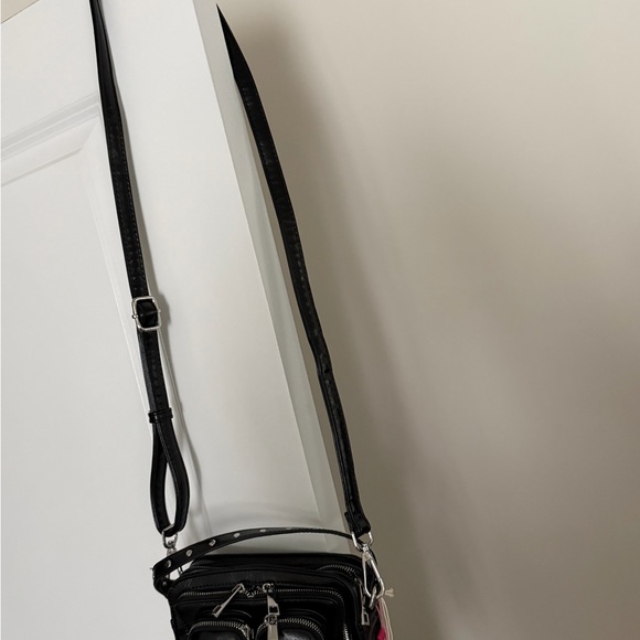 Urban Outfitters Black Crossbody Bag - Picture 4 of 4